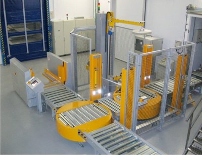 Pallet conveying equipment